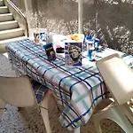 Apollon H-1 Apartment
