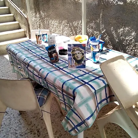 Apollon H-1 Apartment